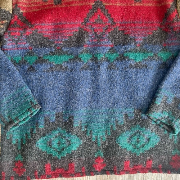 Vintage Woolrich Aztec Print Hooded Poncho - Picture 6 of 16